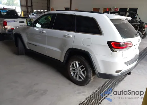 2017 Jeep Grand Cherokee Laredo 4X4 z USA, uszkodzony, nr VIN 1C4RJFAG4HC651452